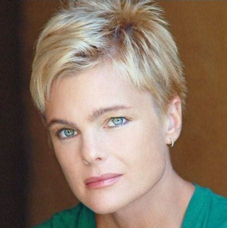 how old is erika eleniak|Erika Eleniak Death Fact Check, Birthday & Age